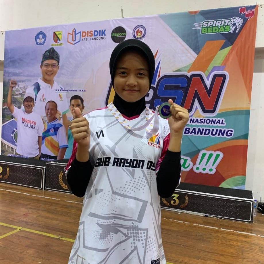 Juara 1 Kejuaraan Tenis Meja 02SN Kab. Bandung - SMP Al Amanah Cileunyi